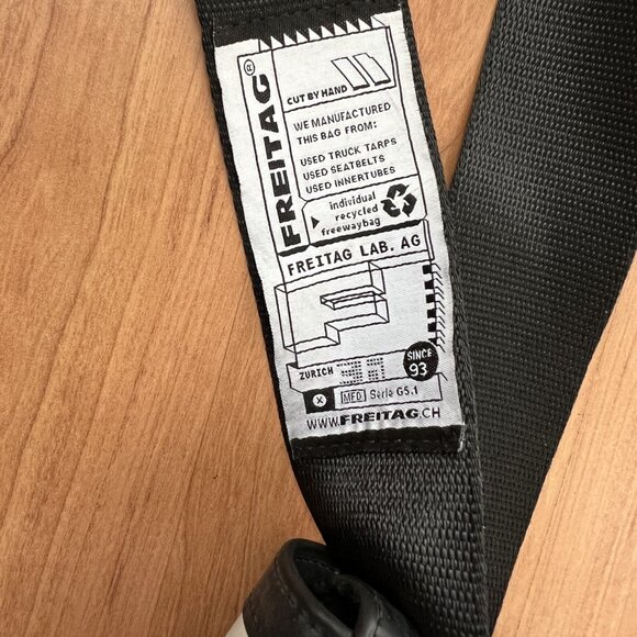 FREITAG F41 HAWAII FIVE-0 Mini Messenger Bag – Unisex - Picture 10 of 10